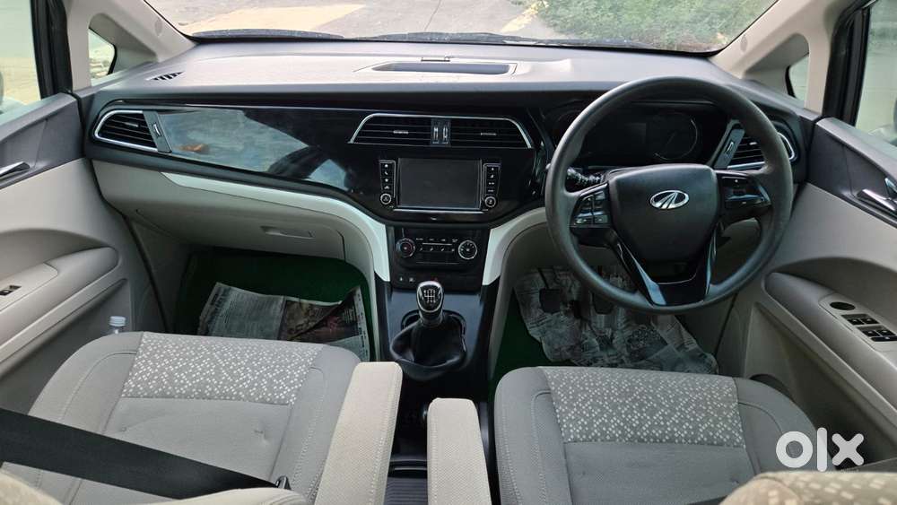 Mahindra Marazzo M6, 2020, Diesel