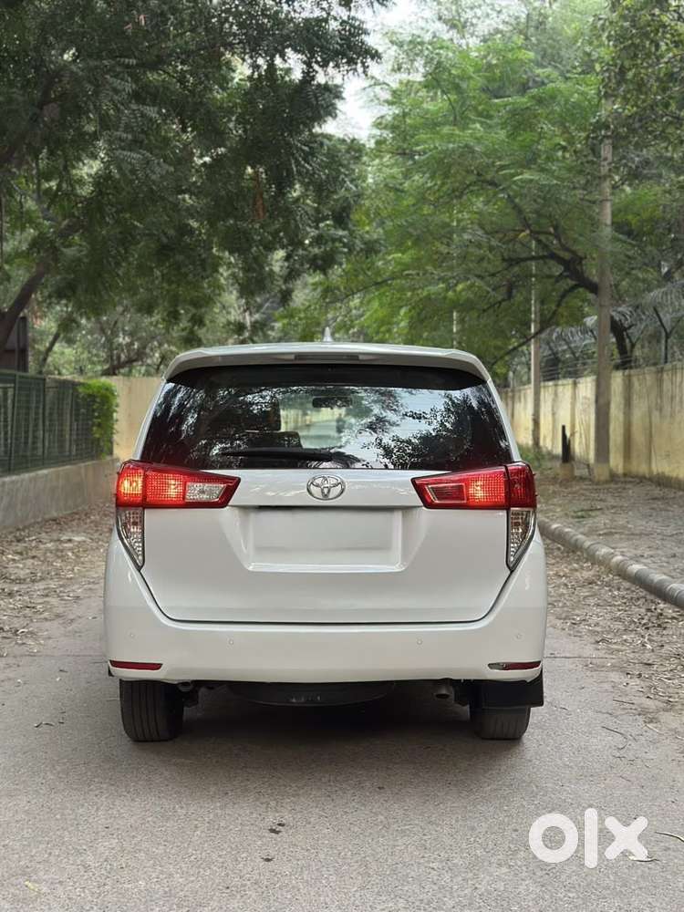 Toyota Innova Crysta [2020-ongoing] 2.4 Zx 7 Str, 2022, Diesel