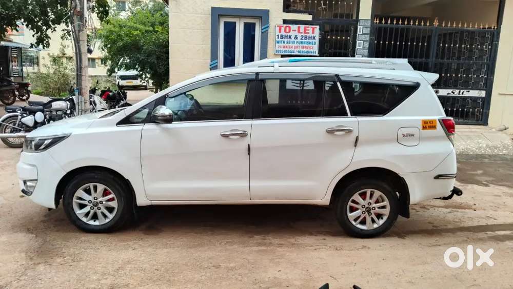 Toyota Innova Crysta 2019