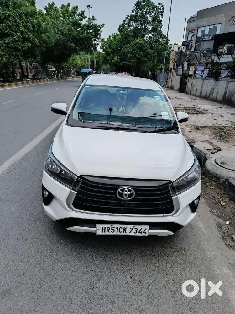 Toyota Innova Crysta [2020-ongoing] 2.4 Gx At 8 Str, 2023, Diesel
