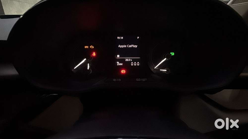 Mahindra Xuv300 W8 Diesel, 2022, Diesel