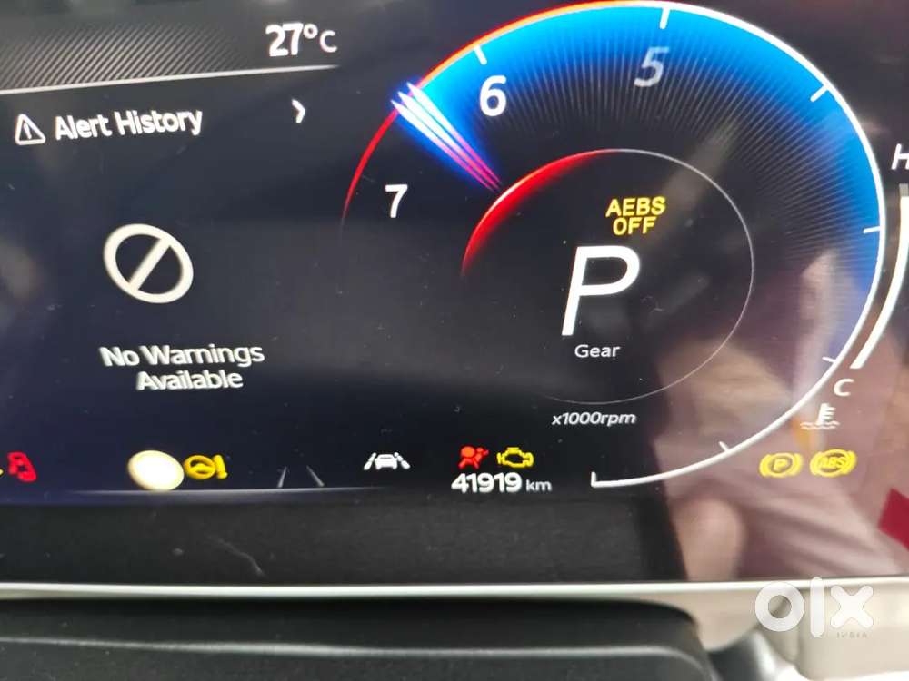 Mahindra Xuv700 2023 Diesel 42000 Km Driven
