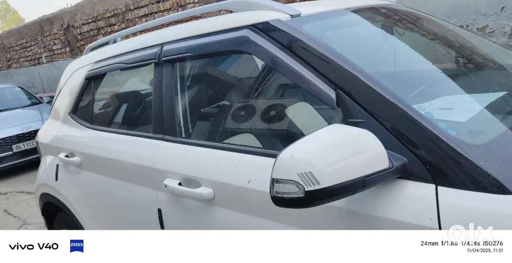 Hyundai Venue 2024(october) Diesel 5400 Km Drive