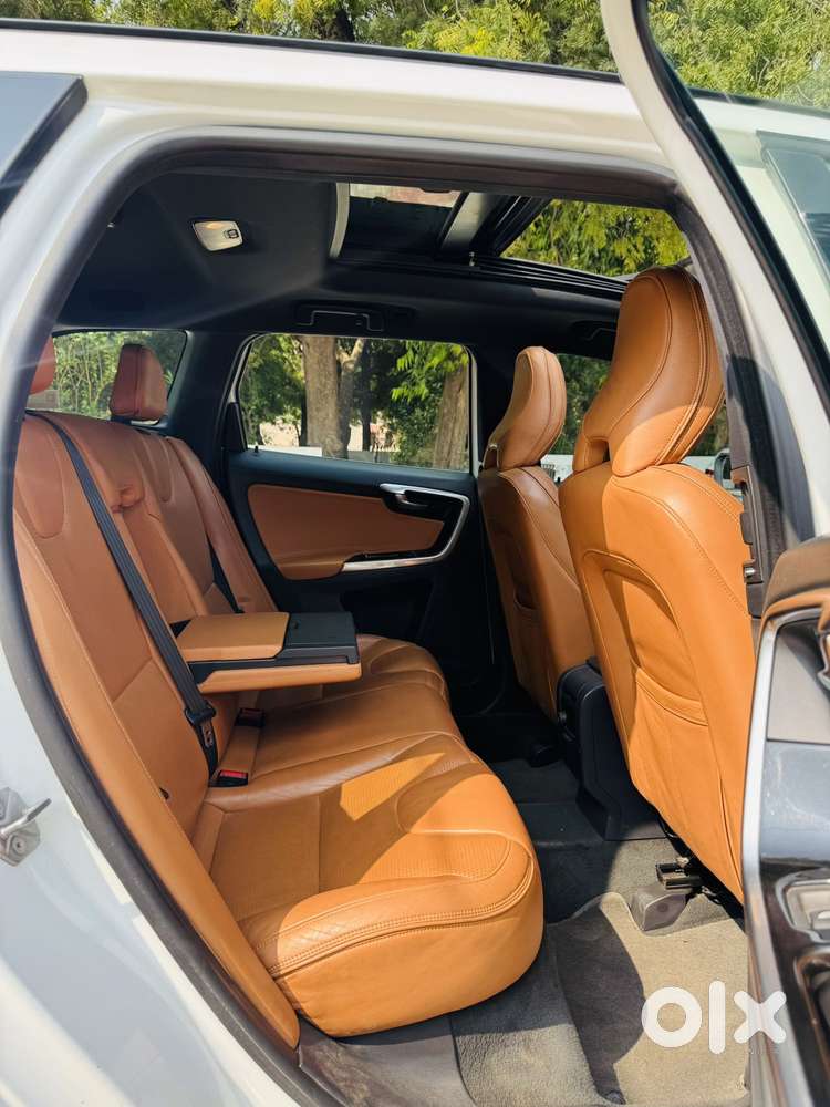 Volvo Xc60 D5 Awd Automatic, 2016, Diesel