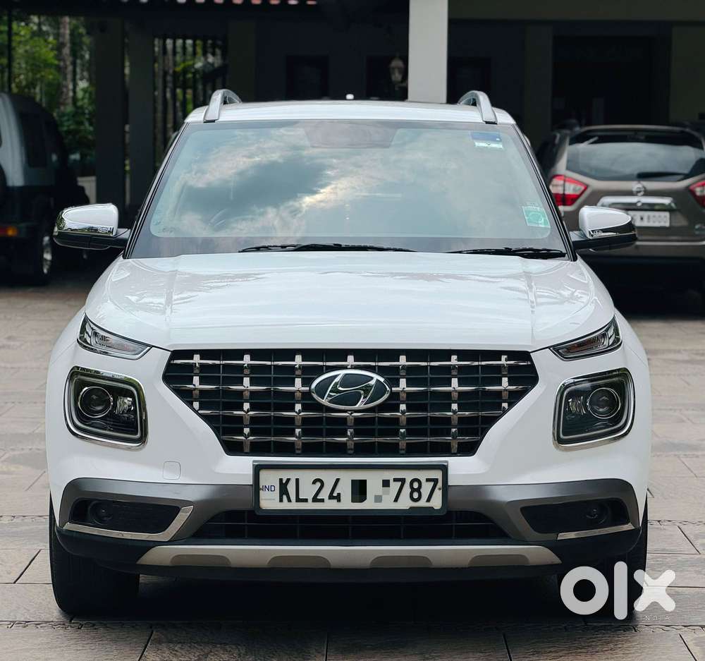Hyundai Venue 1.0 Sx Turbo Imt Dual Tone Sport, 2021, Petrol
