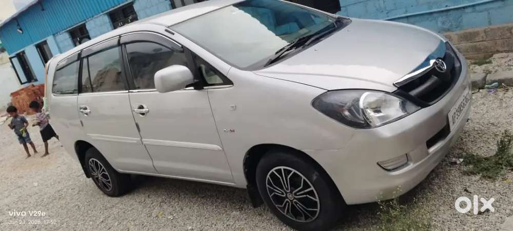 Toyota Innova 2.5 G 2008