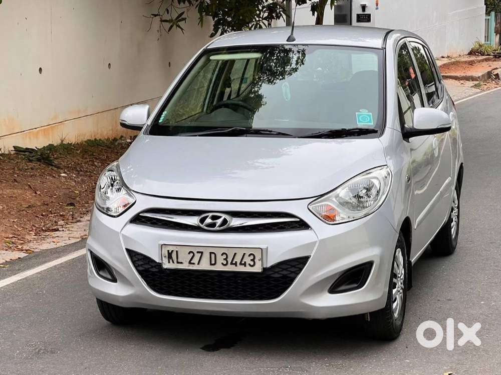 Hyundai I10 Sportz At, 2013, Petrol
