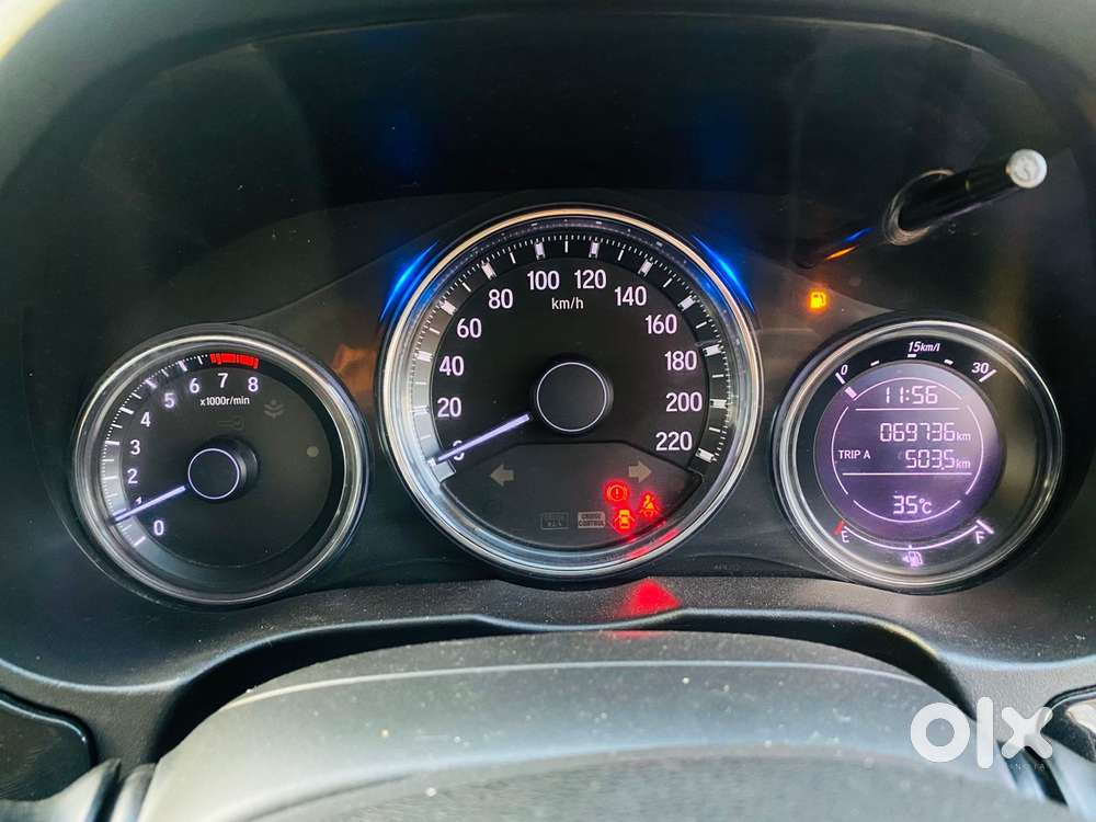 Honda City I-vtec V, 2018, Petrol