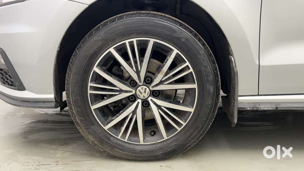 Volkswagen Vento 2010-2013 Petrol Highline At, 2022, Petrol