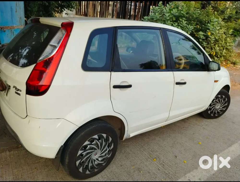Ford Figo 2012 Diesel 75000 Km Driven