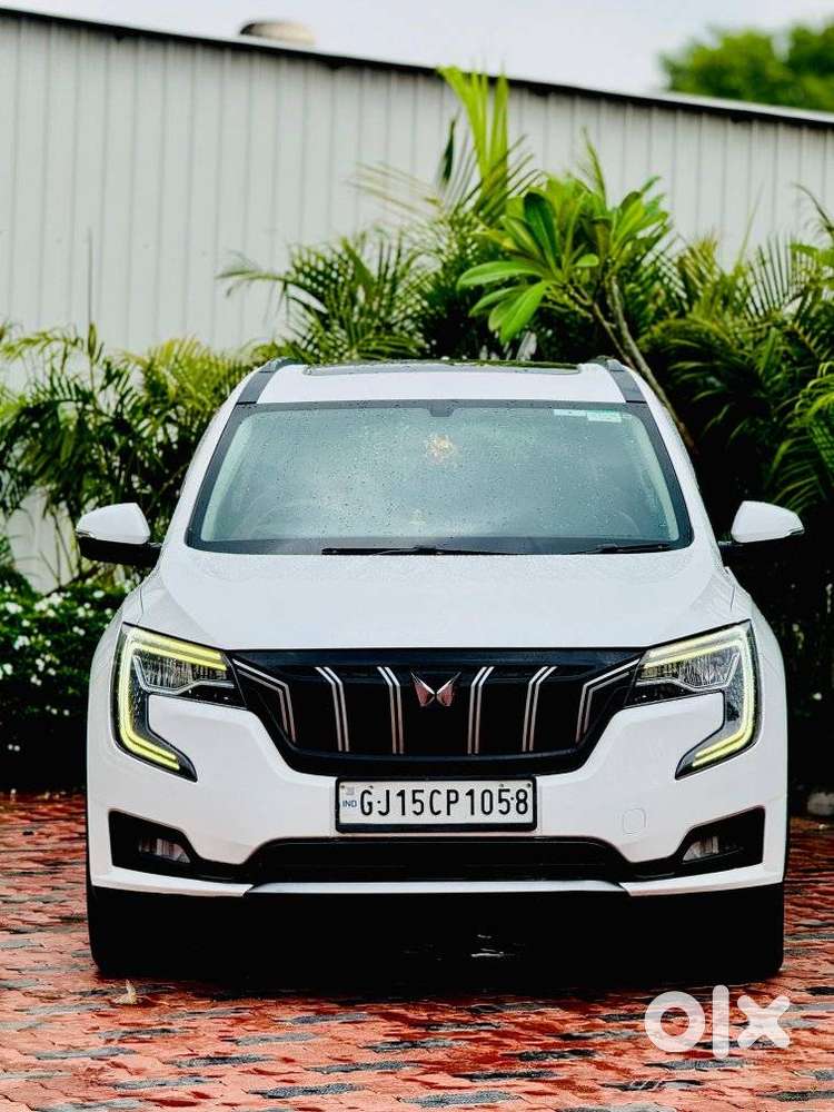 Mahindra Xuv700 2.2 Ax 5 Diesel At 7 Str, 2023, Diesel