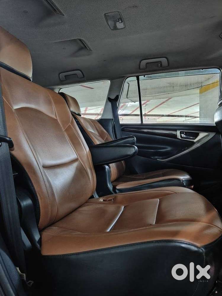 Toyota Innova Crysta 2.8 Gx At 8s, 2018, Diesel