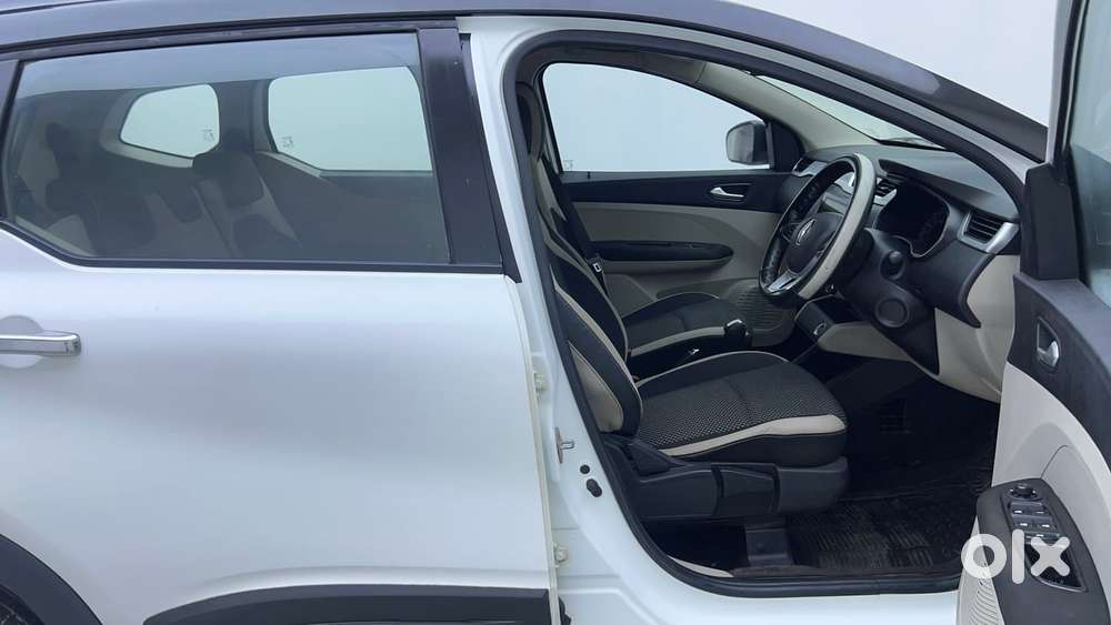 Renault Triber Rxz Easy-r Amt, 2021, Petrol
