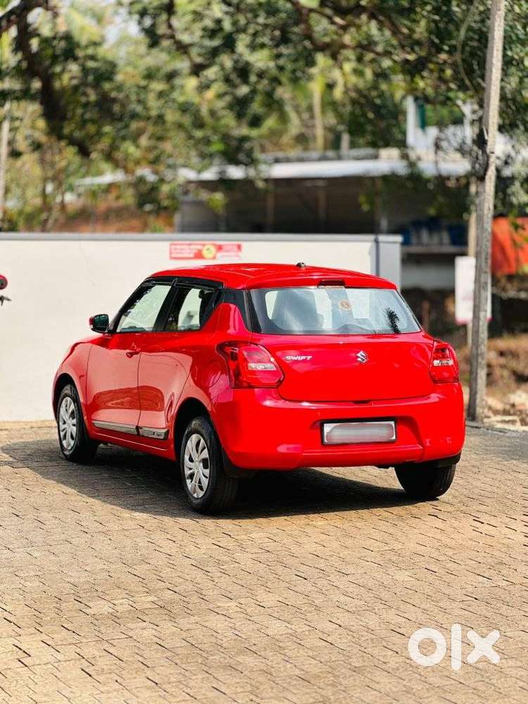 Maruti Suzuki Swift Vxi Optional, 2020, Petrol