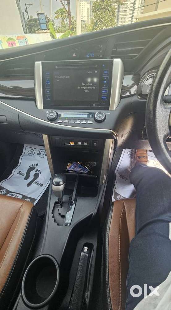 Toyota Innova Crysta 2.8z Automatic, 2017, Diesel