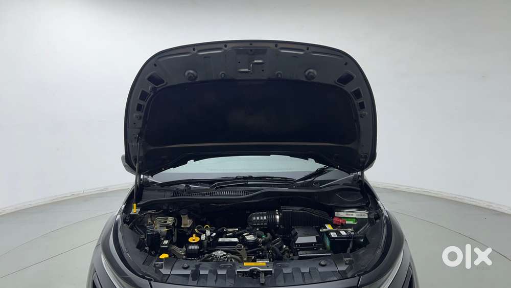 Tata Altroz 1.2 Xe, 2022, Petrol