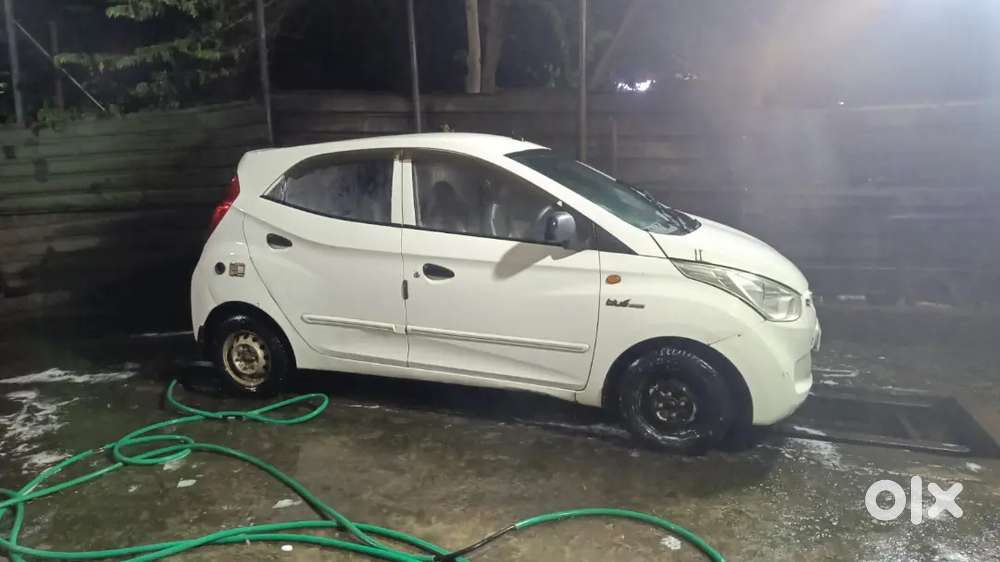 Hyundai Eon 2012 Lpg 52000 Km Driven