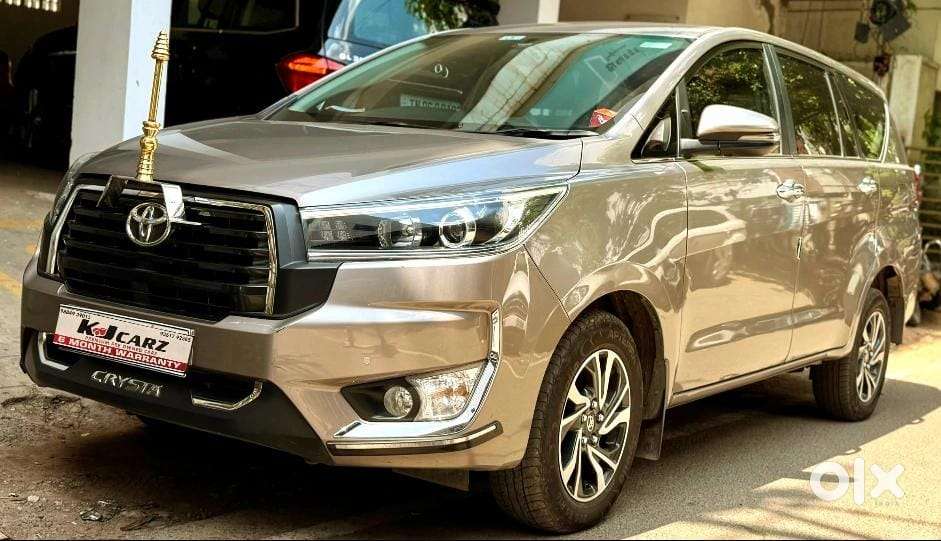 Toyota Innova Crysta 2.4 V, 2025, Diesel