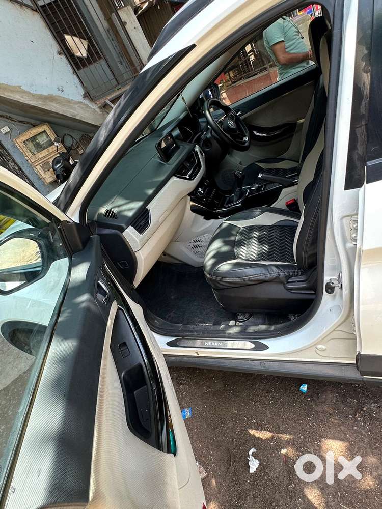 Tata Nexon Petrol 25355 Km Driven
