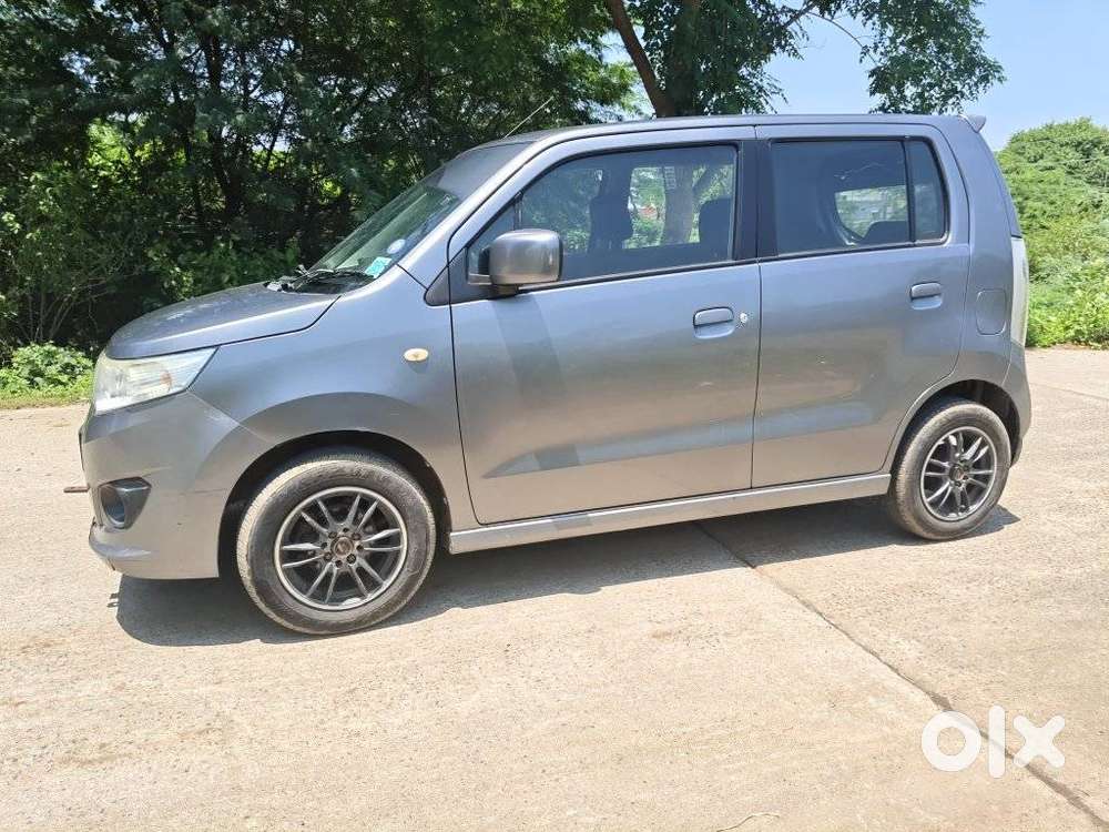 Maruti Suzuki Wagon R Stingray 1.0 Vxi Plus, 2016, Petrol