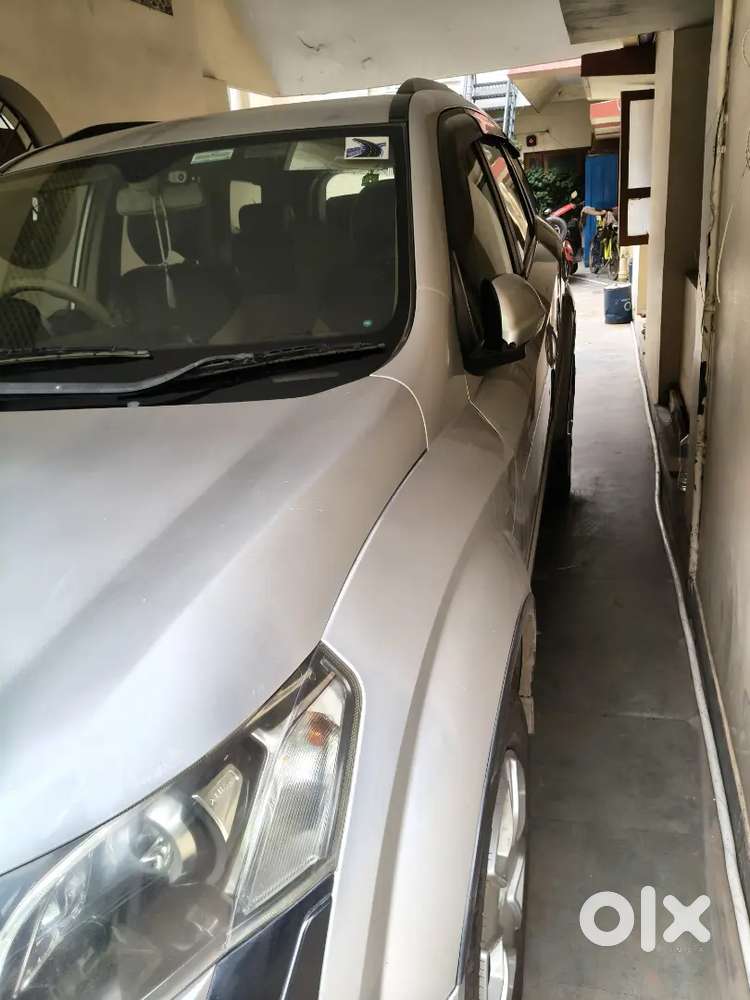 Mahindra Xuv500 Diesel 2016  Excellent Condition  Fresh Tyres