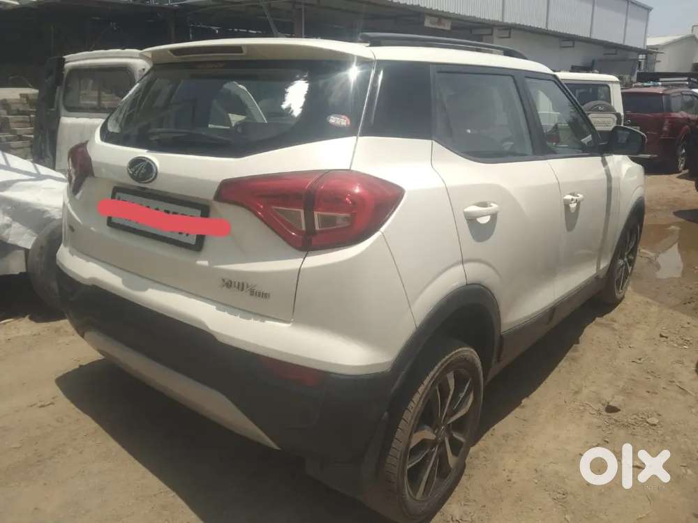 Mahindra Xuv300 2020 Diesel 172000 Km Driven
