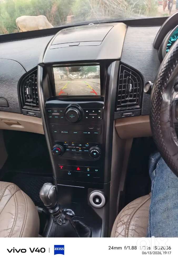 Mahindra Xuv500 W8