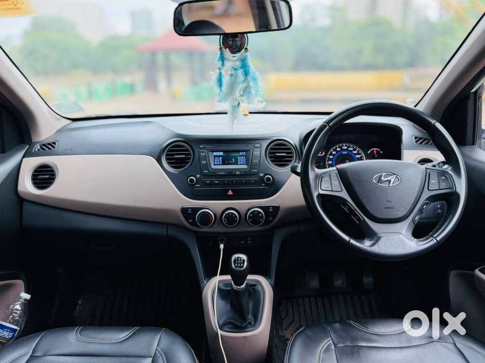 Hyundai Grand I10 Asta Option, 2017, Petrol