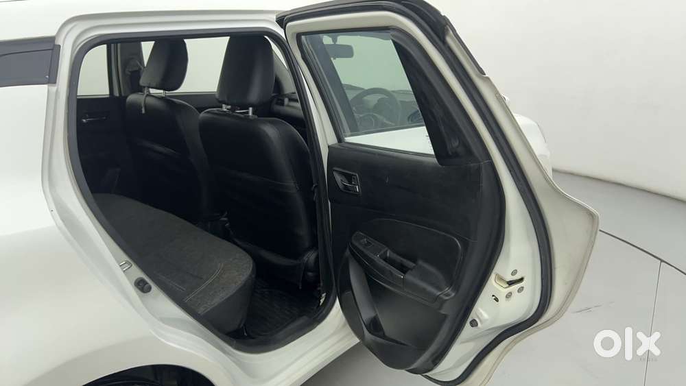 Maruti Suzuki Swift Amt Vvt Vxi, 2018, Petrol