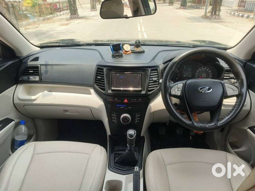 Mahindra Xuv300 W6, 2022, Petrol