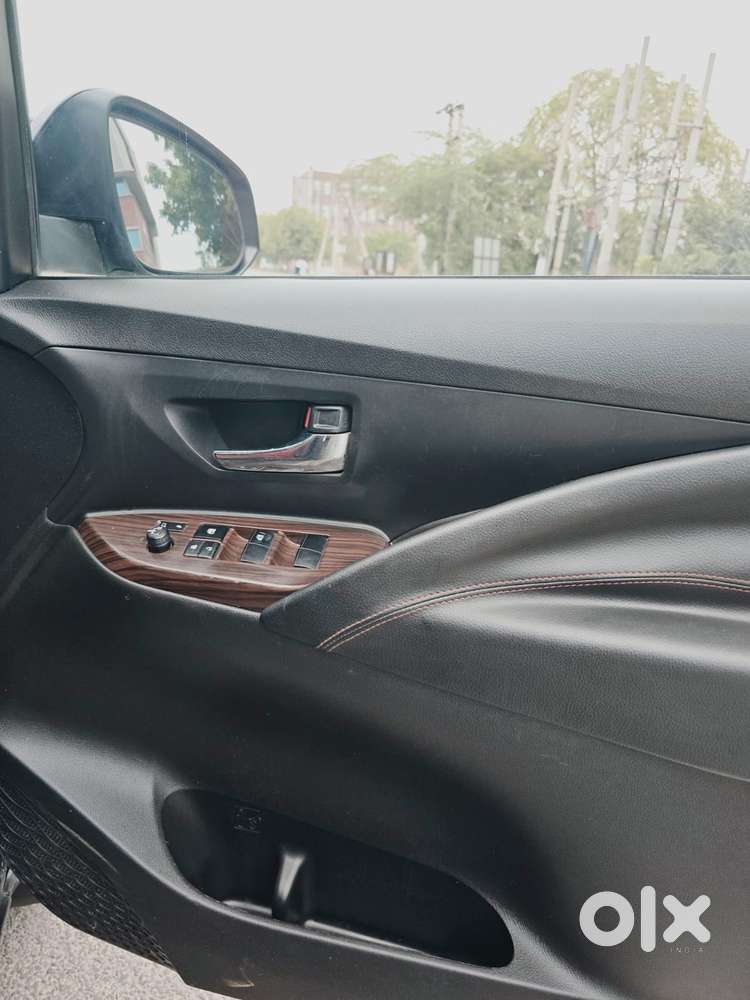 Toyota Innova Crysta 2.4 Gx Limited Edition At 7 Str, 2021, Diesel