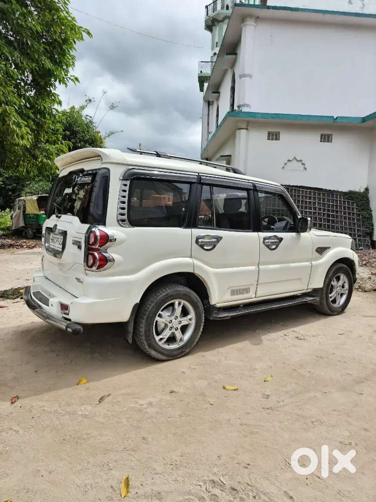 Mahindra Scorpio Diesel 2015
