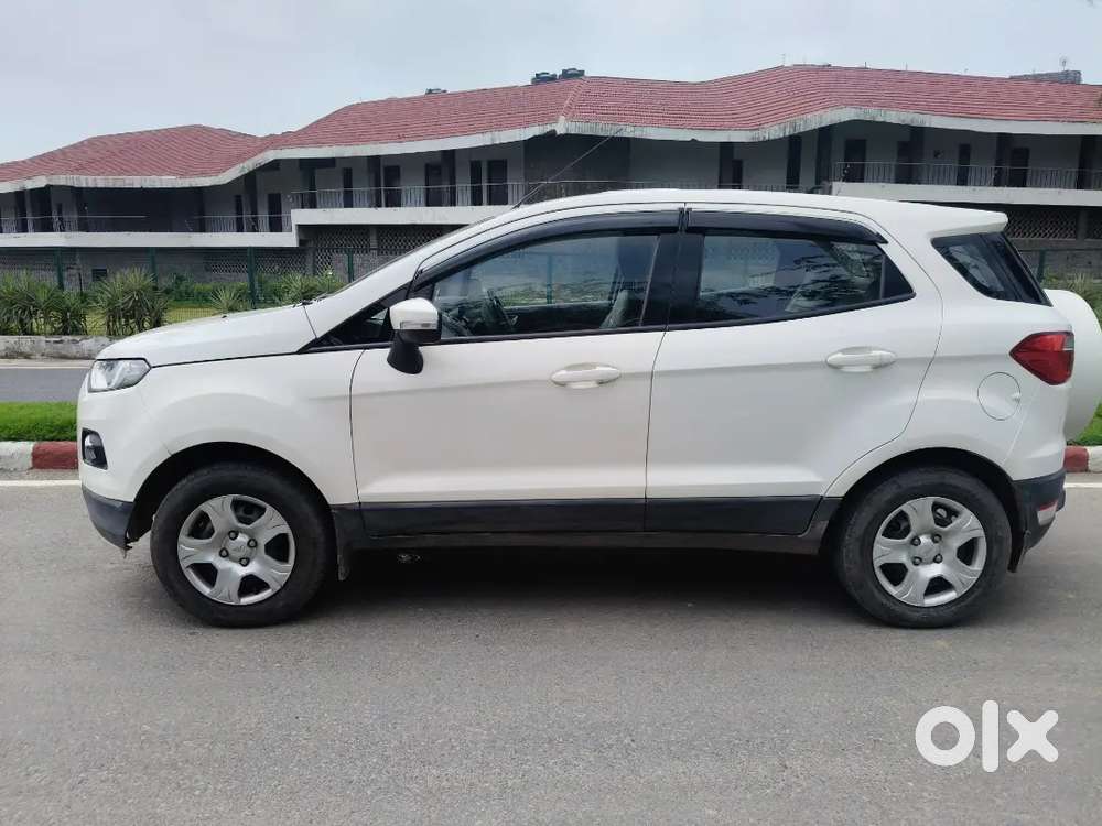 Ford Ecosport Trend 2015 Petrol Showroom Condition