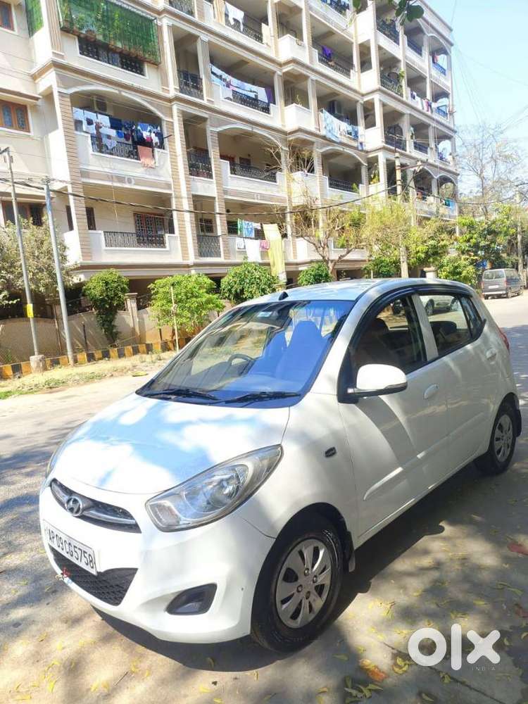 Hyundai I10 Sportz, 2011, Petrol