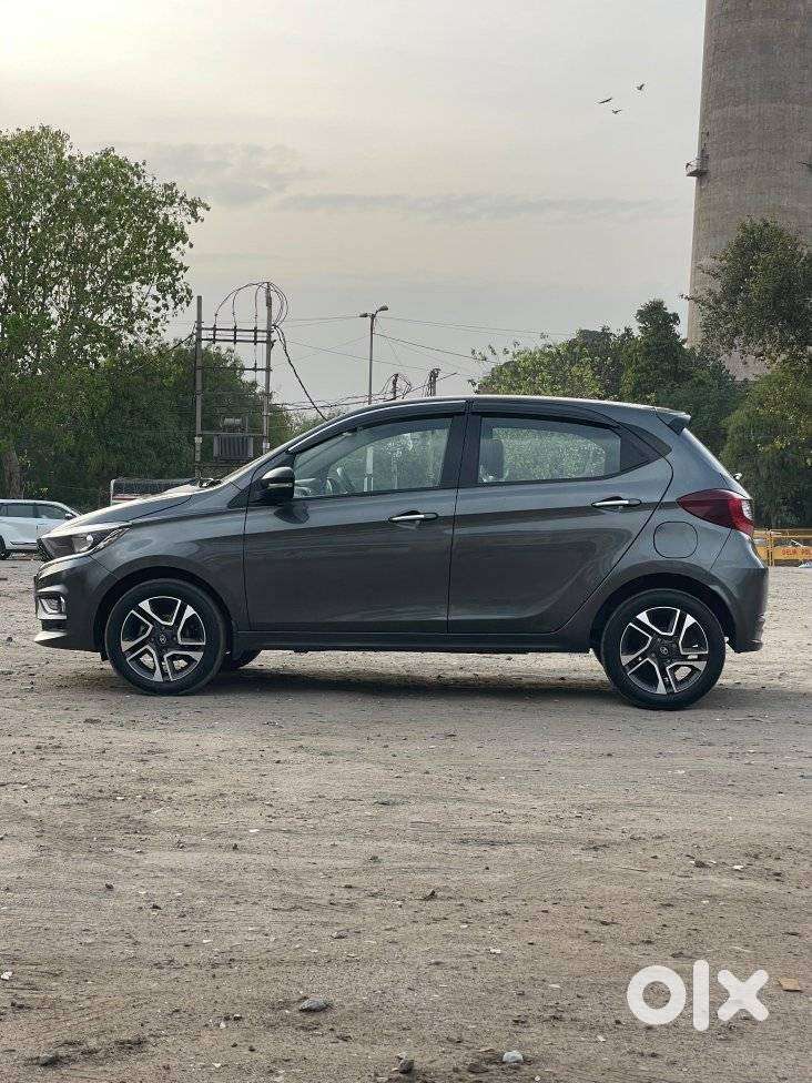 Tata Tiago 1.2 Revotron Xza, 2022, Petrol