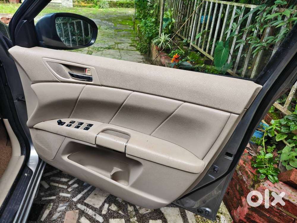 Maruti Suzuki Kikashi 2013 Petrol First Owner