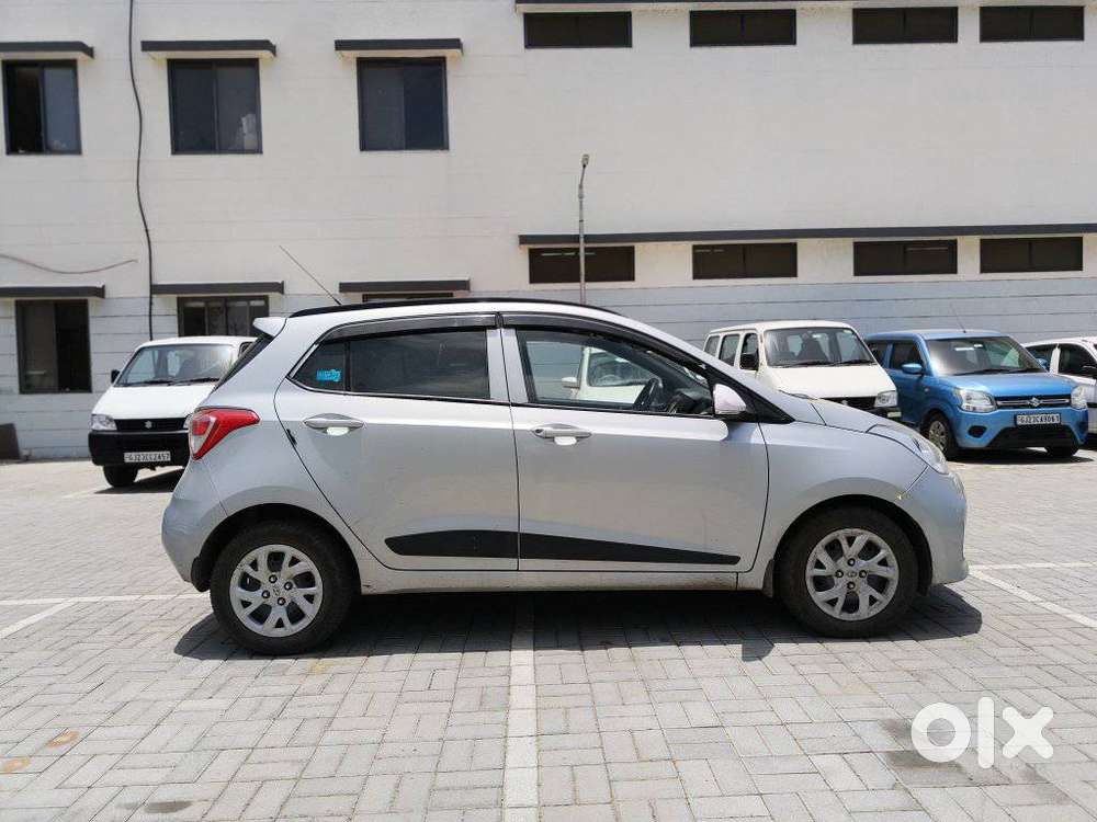 Hyundai Grand I10 Sportz Dual Tone 1.2 Crdi, 2019, Cng & Hybrids