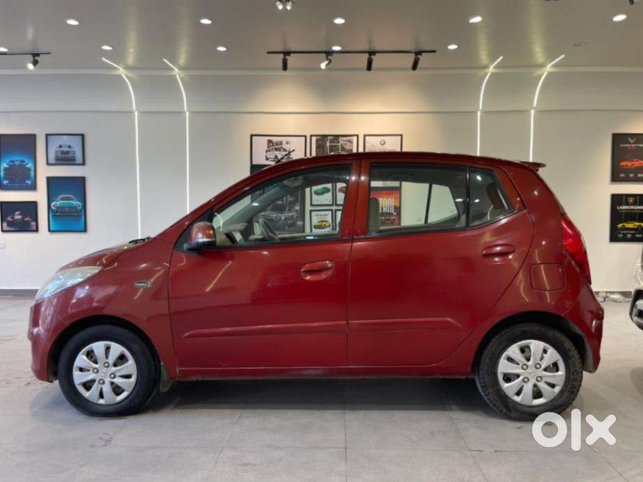 Hyundai I10 Sportz, 2013, Petrol