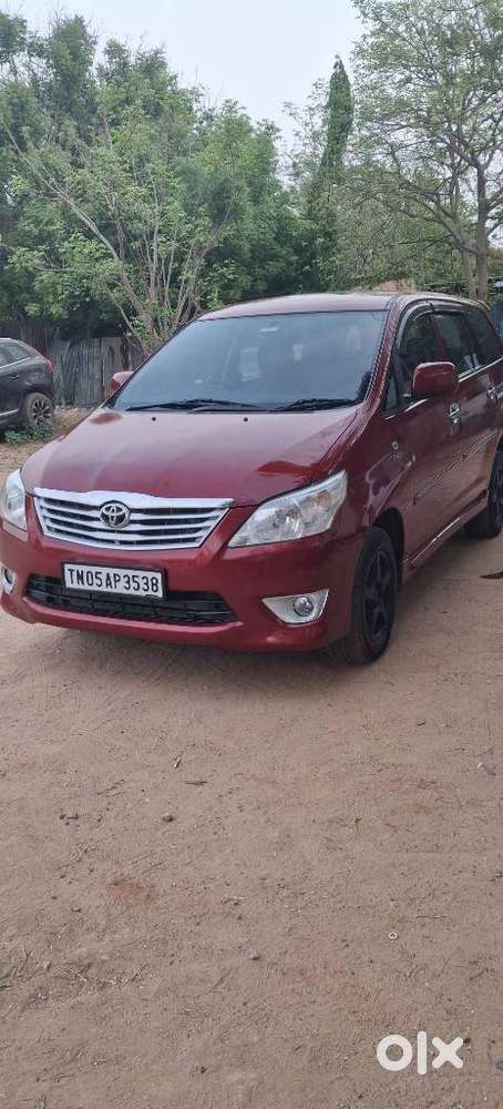 Toyota Innova 2.5 Z Diesel 7 Seater, 2012, Diesel