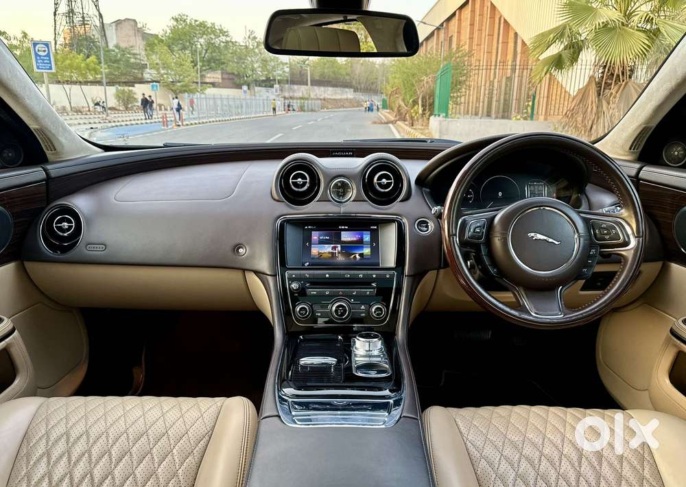 Jaguar Xj 2.0l Portfolio, 2017, Petrol