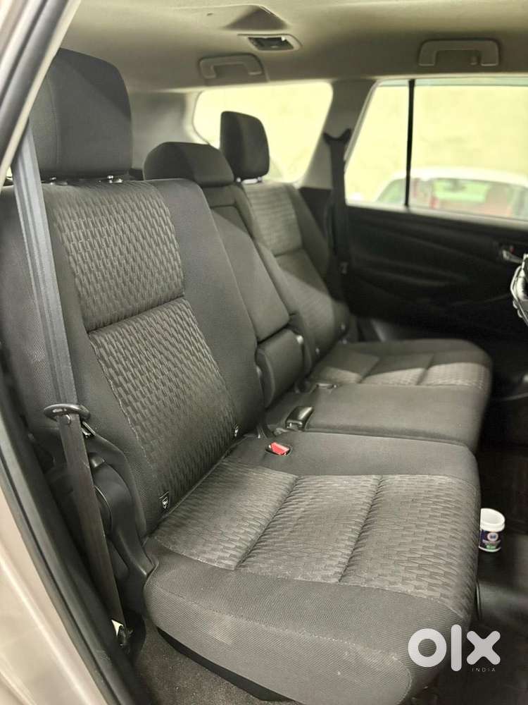 Toyota Innova Crysta 2.8 Gx At 8s, 2017, Diesel
