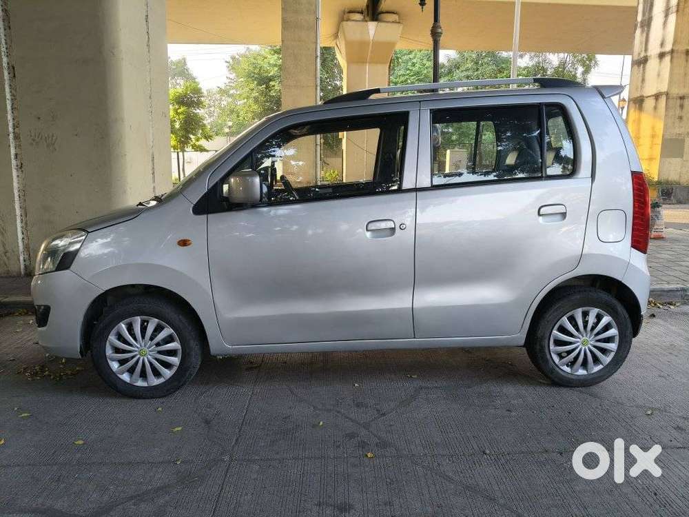 Maruti Suzuki Wagon R Vxi Amt Opt, 2016, Petrol