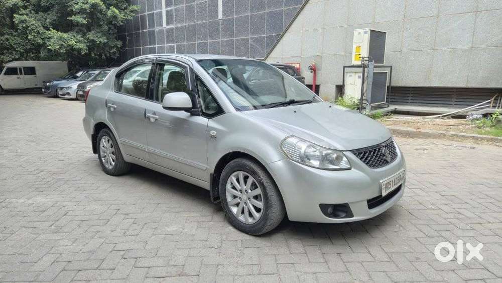 Maruti Suzuki Sx4 Zxi Mt Bsiv, 2012, Petrol