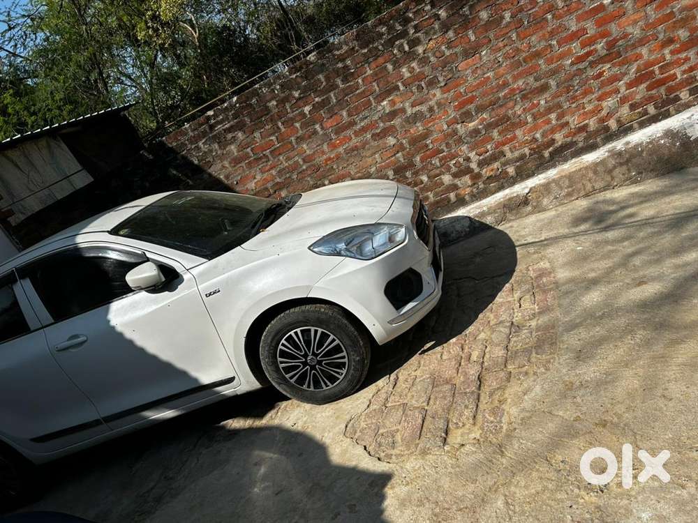 Maruti Suzuki Dzire ( Nov 2017)