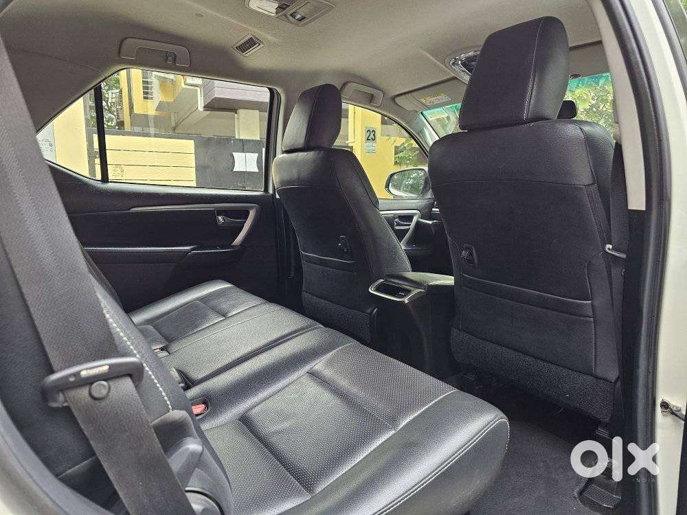 Toyota Fortuner 4x2 At 2.8 Diesel, 2022, Diesel
