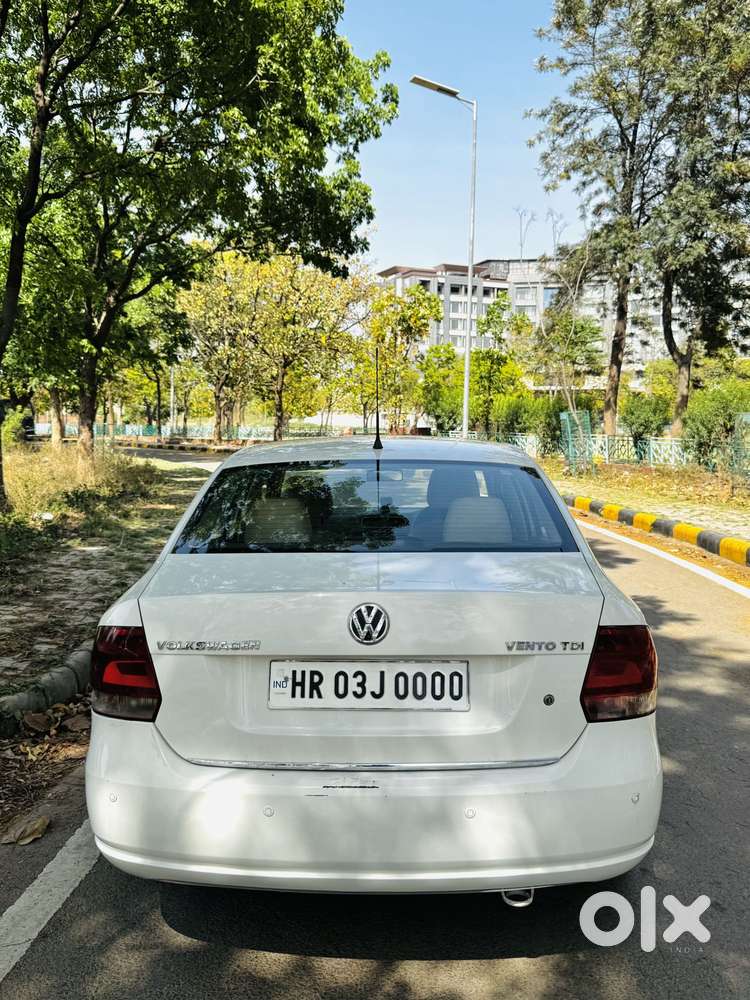 Volkswagen Vento 2010-2013 New Diesel Highline, 2011, Diesel