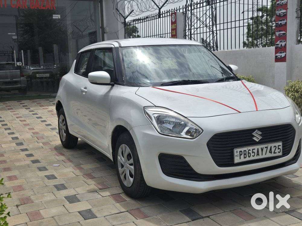 Maruti Suzuki Swift Vvt Vxi, 2020, Petrol