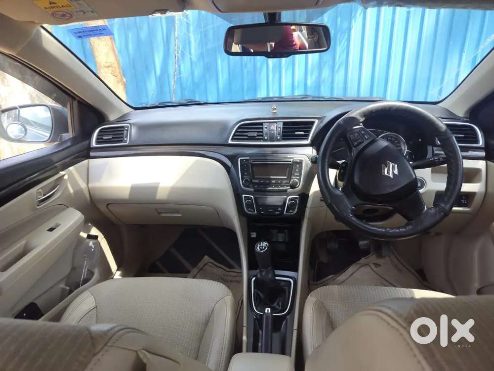 Ciaz 2017/2018 Petrol 68000 Km Driven, Blue Color, Single Owner