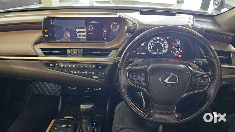 Lexus Es 300h Luxury, 2020, Cng & Hybrids