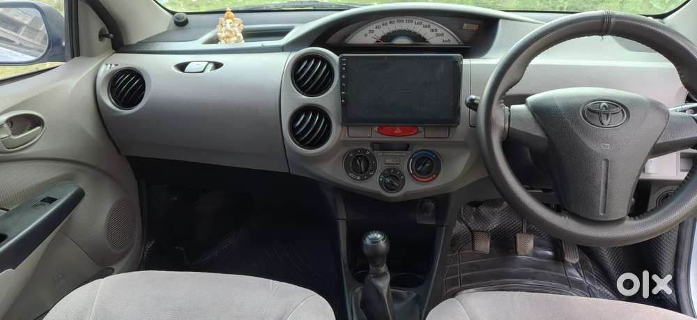 Toyota Etios 2010-2012 G, 2011, Petrol